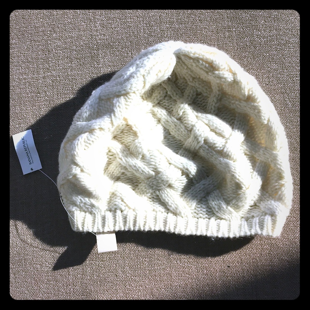 NWT Banana Republic knit cashmere wool beret